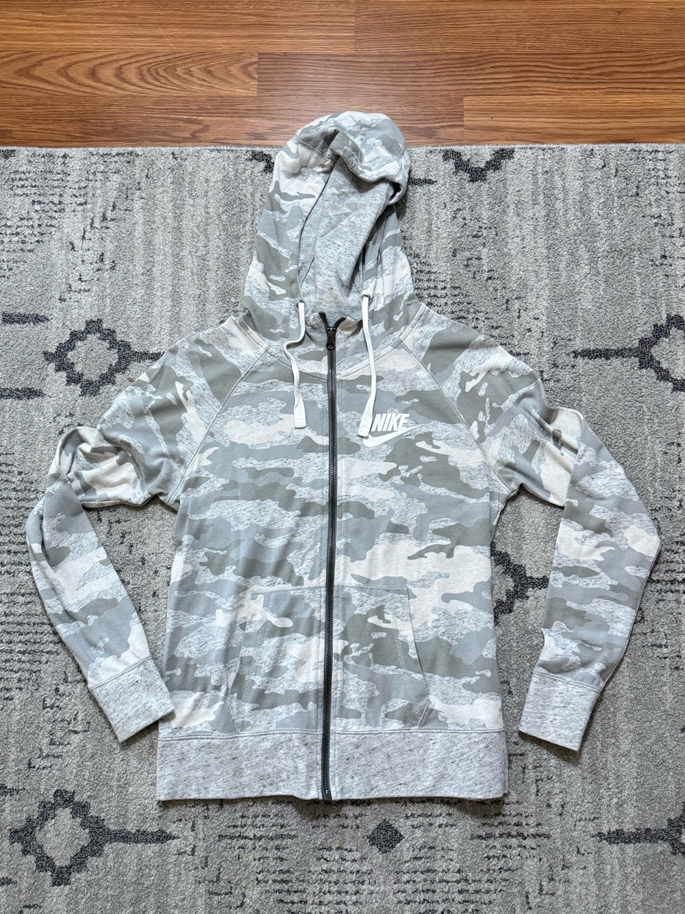 Nike Women's Gray White Camo Full-Zip Hoodie